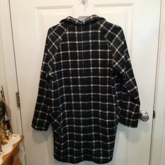 ☆CRAZY 8's Clearance!! Flannel with lapels & pockets; Green & Navy; Large 12/14 - Picture 3 of 5